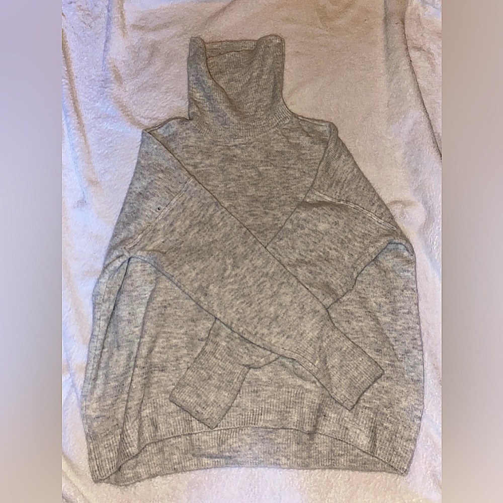 Light grey turtle neck from Vince Camuto in size small